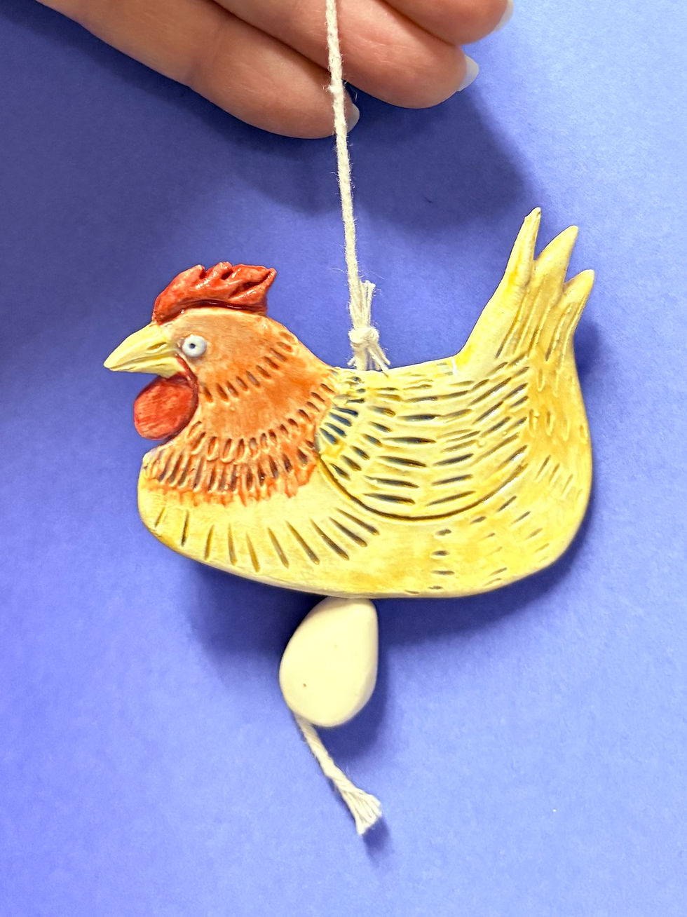 Miniature : ornement de sapin poule et son oeuf en céramique