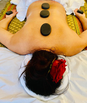 Hot stones massage