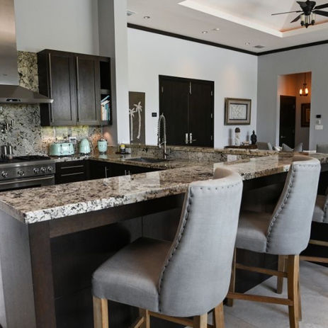 Stunning Pikes Canal Home8.JPG