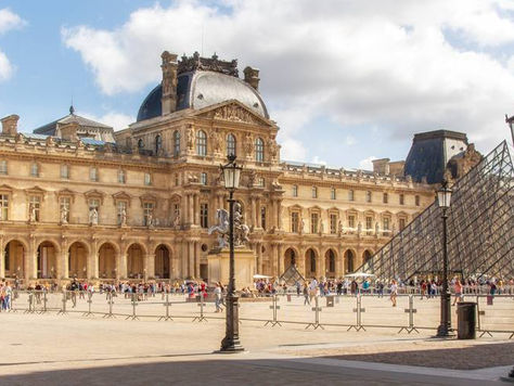 Paris Fashion Week 2024: A Convergence of Old and New