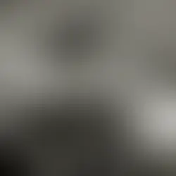 A hotel, a photograph, and a death foretold