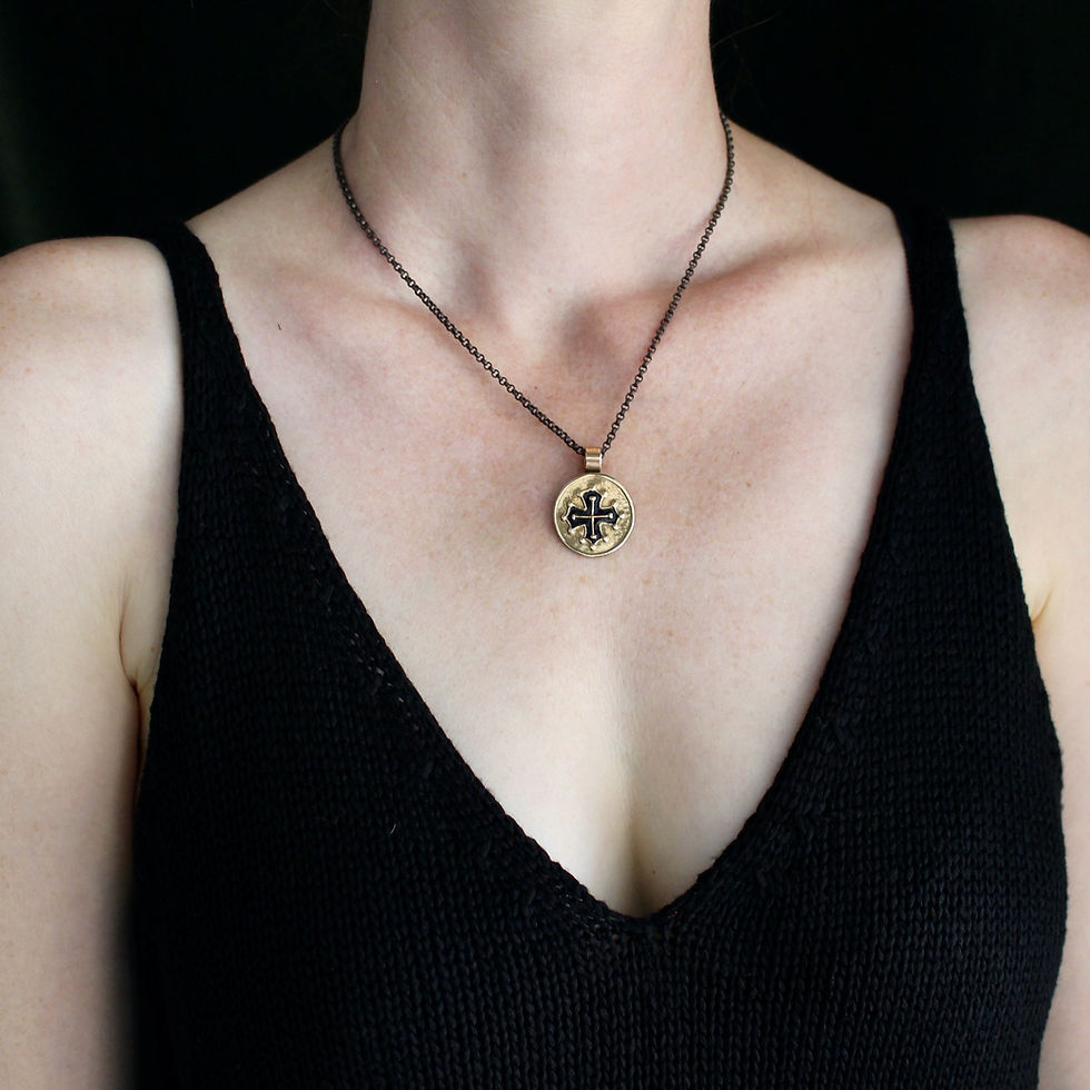 Thumbnail: Occitan cross necklace on woman