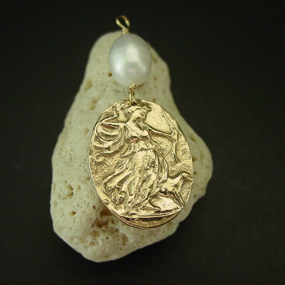 Thumbnail: Small Cameo Artemis Necklace | Diana with pearl - Goddess of the Hunt and Moon