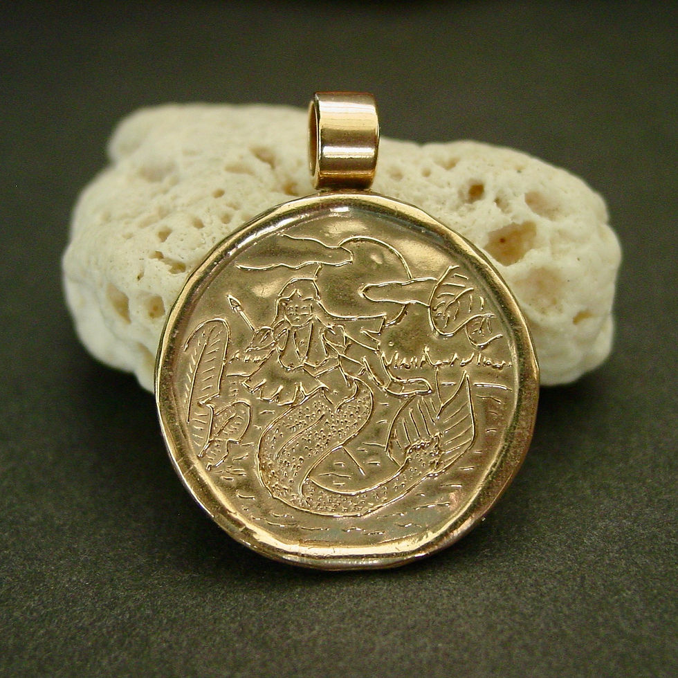 Thumbnail: Iara mermaid pendant close up