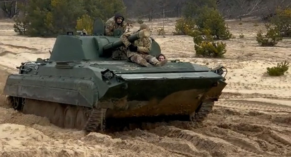 2С17-2 "Нона-СВ"