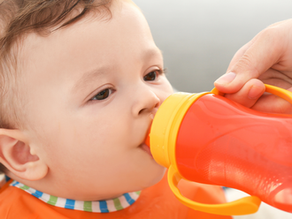 Hydration Helpers: Sippy Cups That Keep Drinks Cold