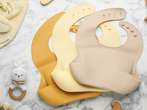 Mess-Free Mealtime: Bibs and Mats That Actually Work
