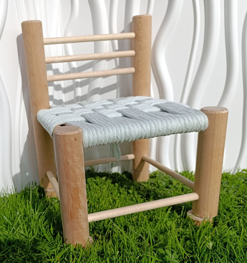 Kiddy Sessel in grün gewebt