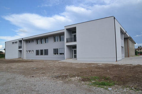 edificio-scolastico-a-mareno-di-piave-tv.jpg
