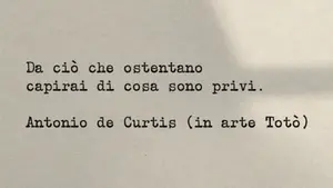 Da ciò che ostentano capirai di cosa sono privi - Frasi con la macchina per scrivere