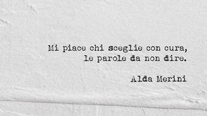 Mi piace chi sceglie con cura le parole da non dire - Frasi con la macchina per scrivere