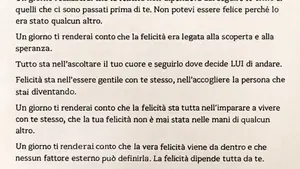 Un giorno ti renderai conto che la felicità - Frasi con la macchina per scrivere
