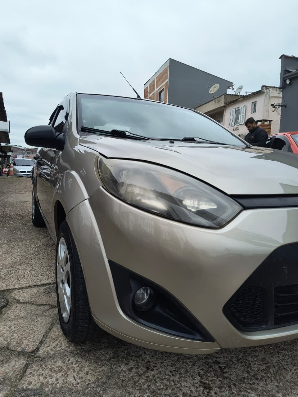 Miniatura: FIESTA SEDAN 1.6 2011 COMPLETO GNV