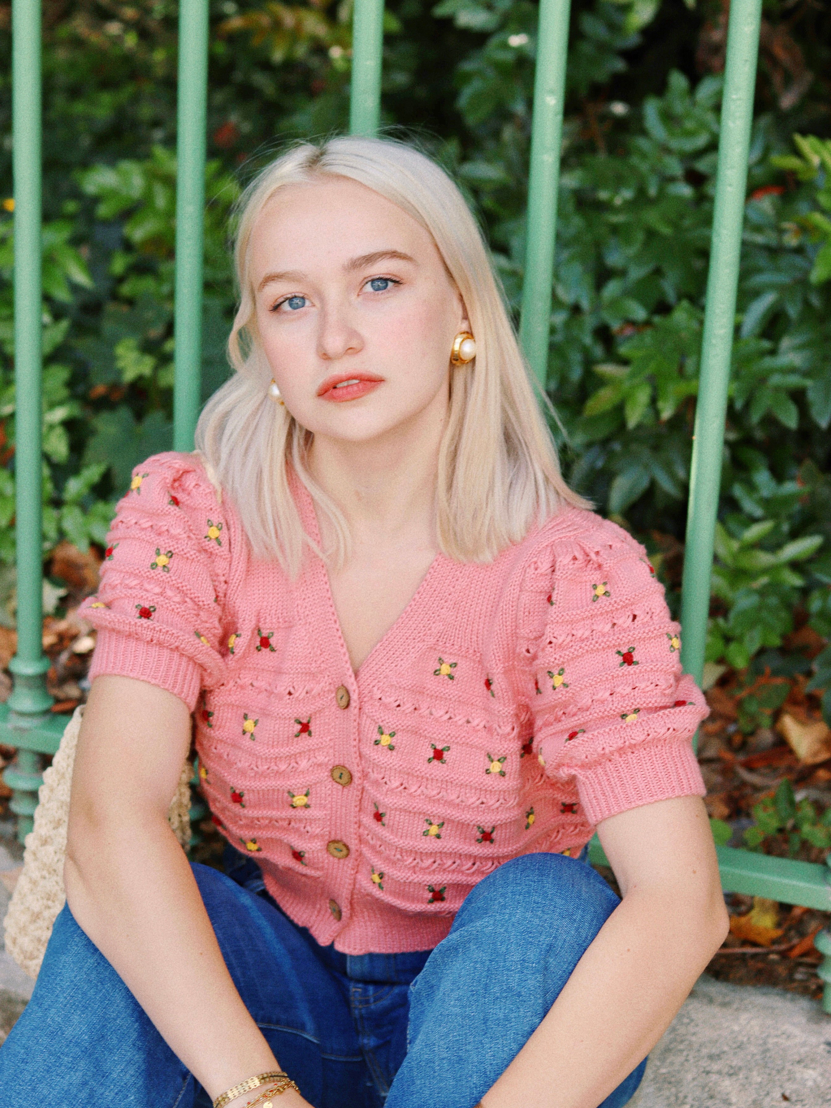 Handknit cardigan - Petite Rose