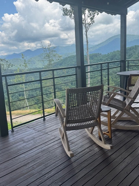 view from the panchakarma Ayurvedic retreat over the blue ridge mountains