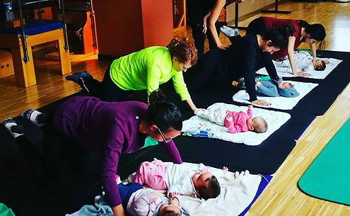 Clase para #mamás con sus #bebés. #pospa