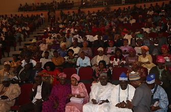 Audience consisted of university students, faculty, administrators, business community, and dignitaries