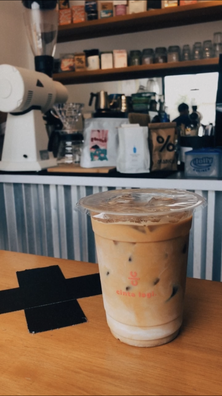 Iced Latte (No Sugar) – Cinta Lagi Coffee Alam Sutera