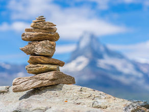 Trouver l’équilibre au cœur du déséquilibre (Postures d’équilibre)