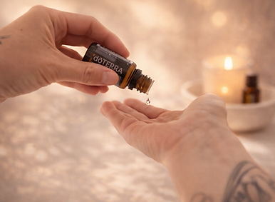 Aromaölmassage mit ätherischen Ölen von doterra
