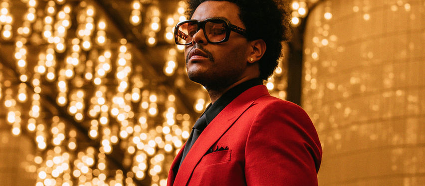 Хит The Weeknd «Blinding Lights» продержался целый год  в топ-100. 