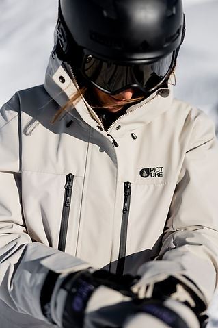 WVT0413_OROSI-W-JKT_PURE CASHMERE_B_01.jpg