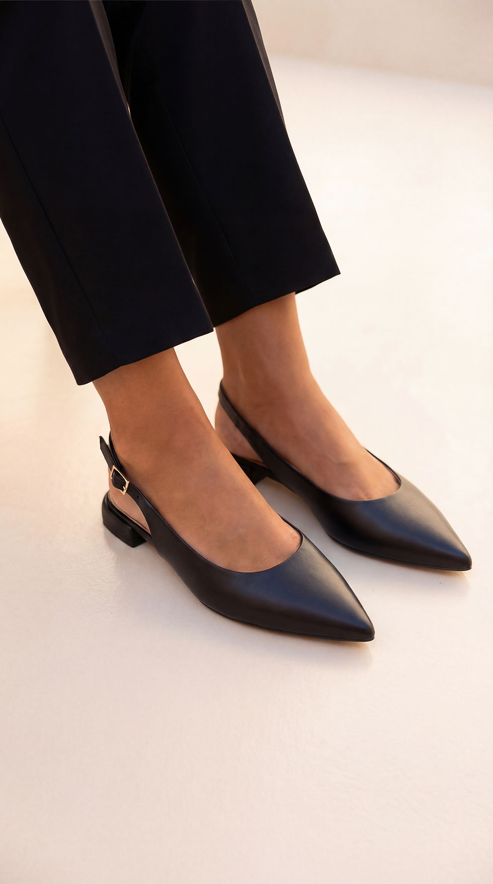 ZOE Nero | Slingback vera pelle cinturino tacco 2 cm