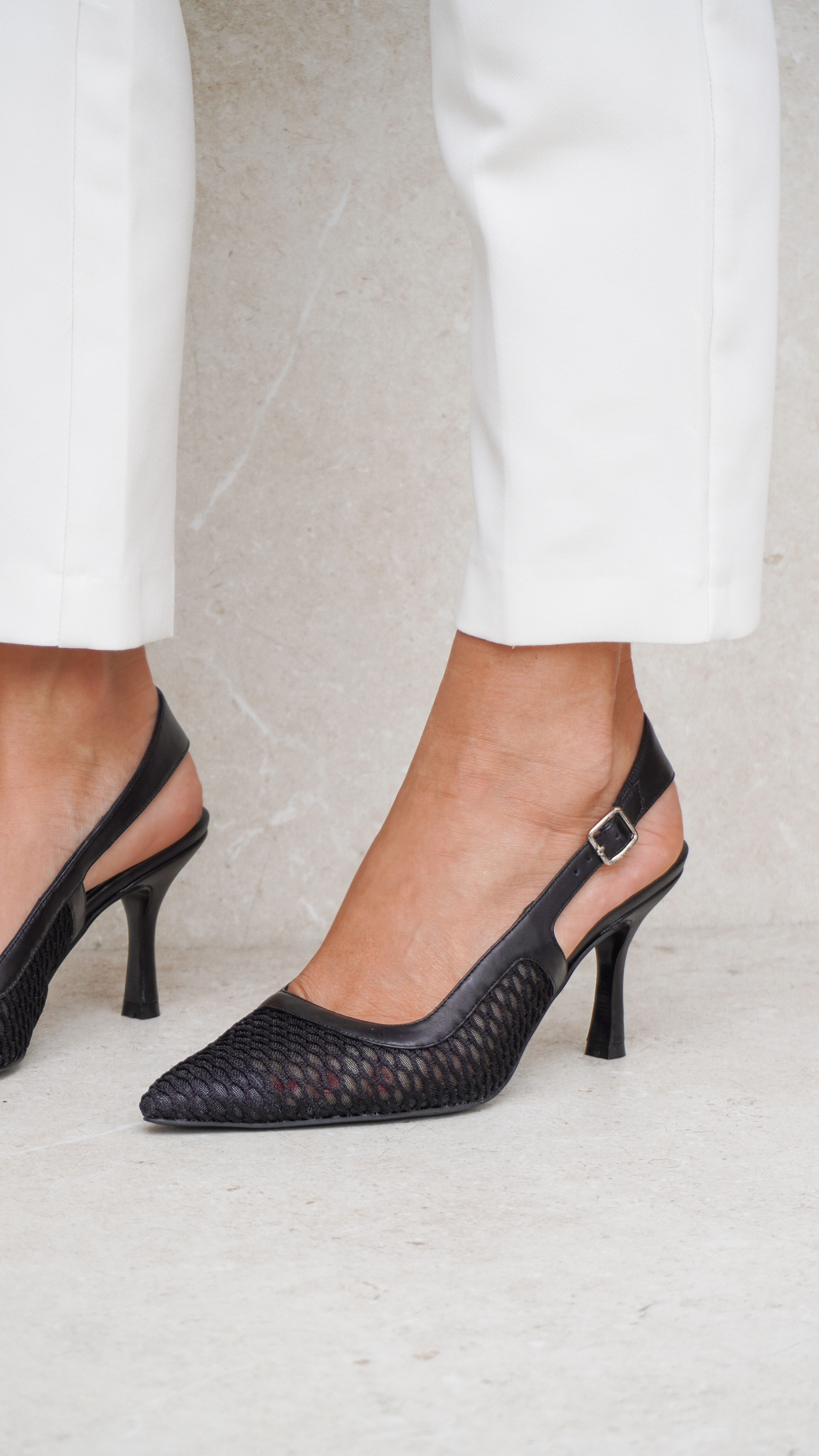 VALENTINO | Decolleté slingback in rete nero tacco 7 cm