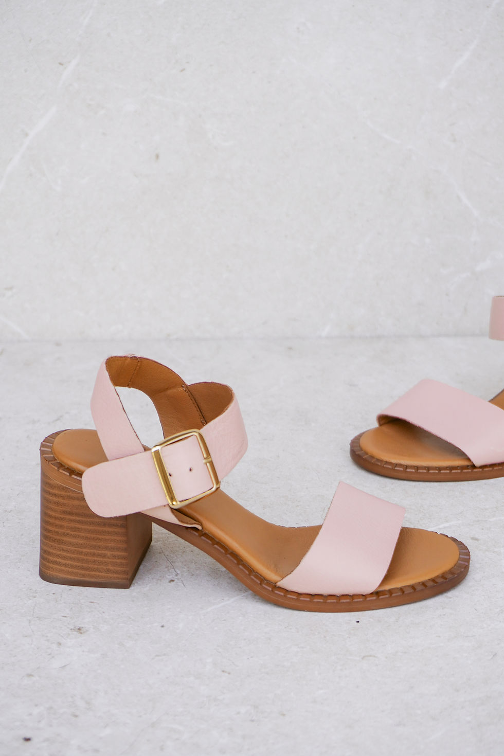 Thumbnail: SANTIAGO Pink