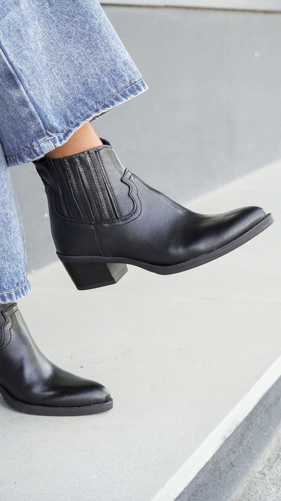 COOPER Nero | Stivaletti texani vera pelle tacco 5 cm