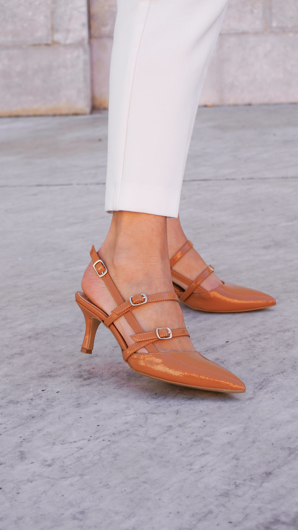 Miniatura: ORNELLA Cuoio | Decolleté verniciato biscotto cinturini tacco 7 cm