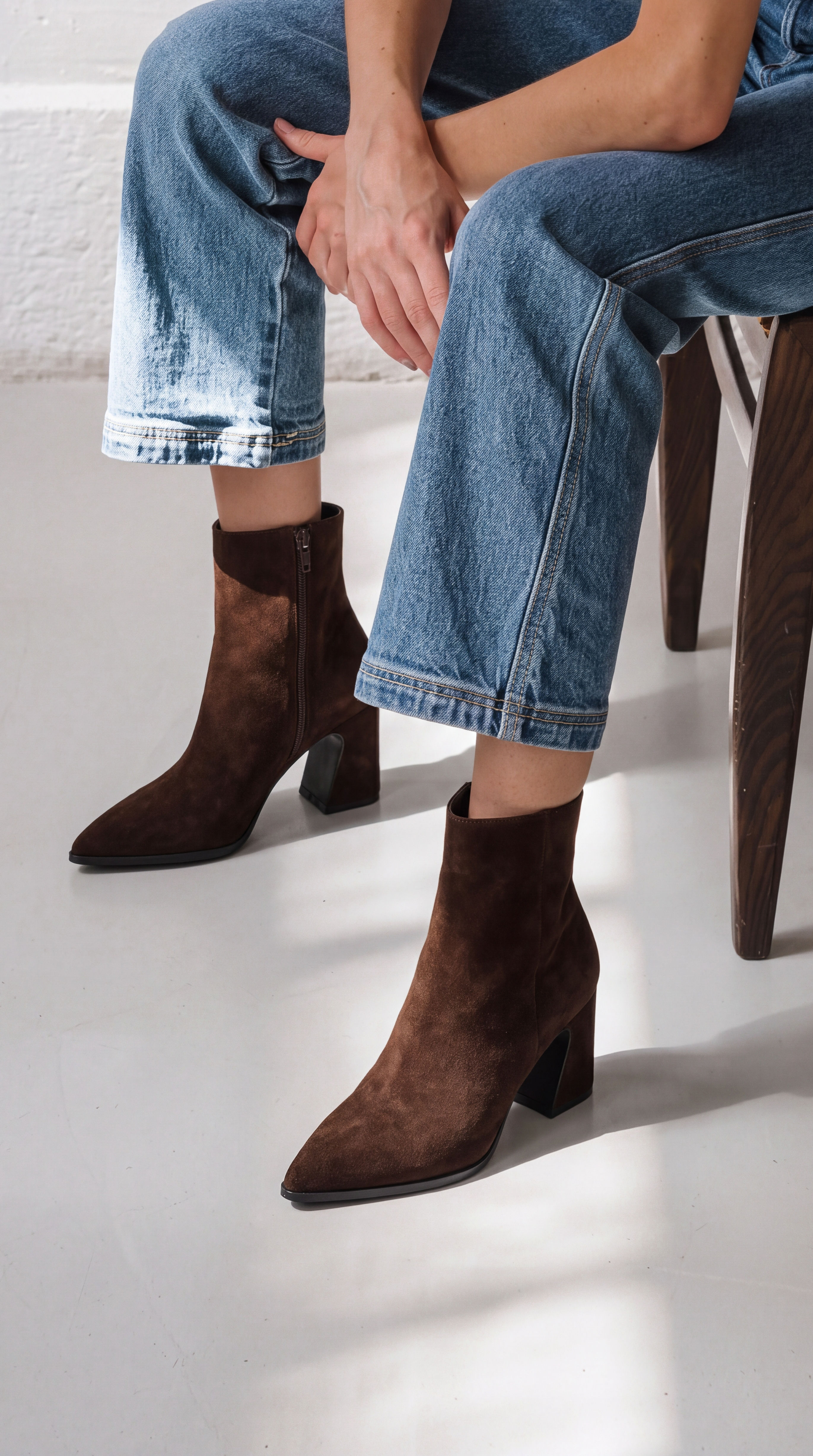 COLETTE Marrone | Stivaletti vera pelle camoscio punta tacco 8 cm