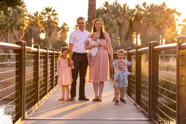Strebe Family March 2022-052.jpg