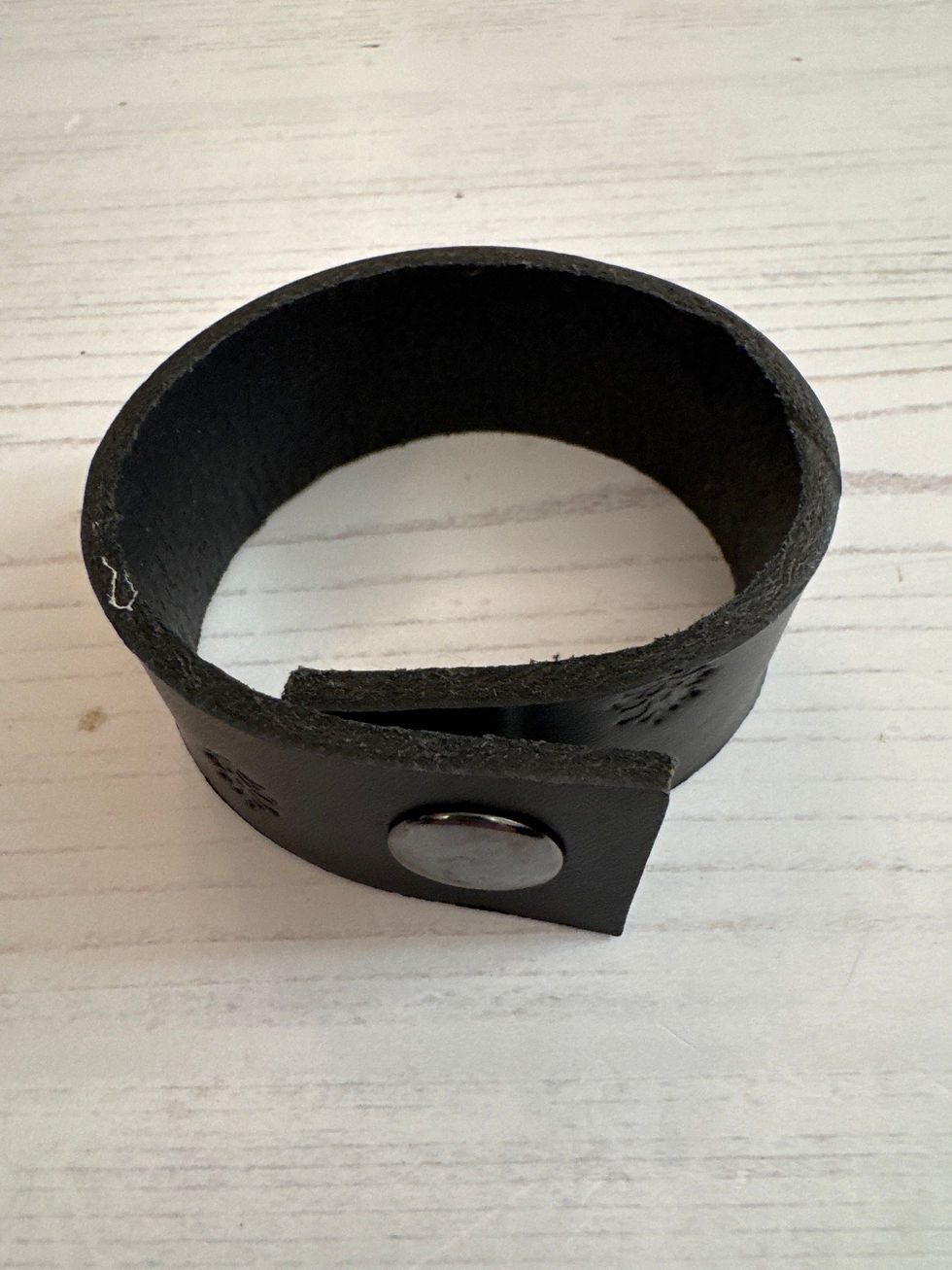 Thumbnail: Leather Shawl Cuff - Stamped Black Thick Press Stud