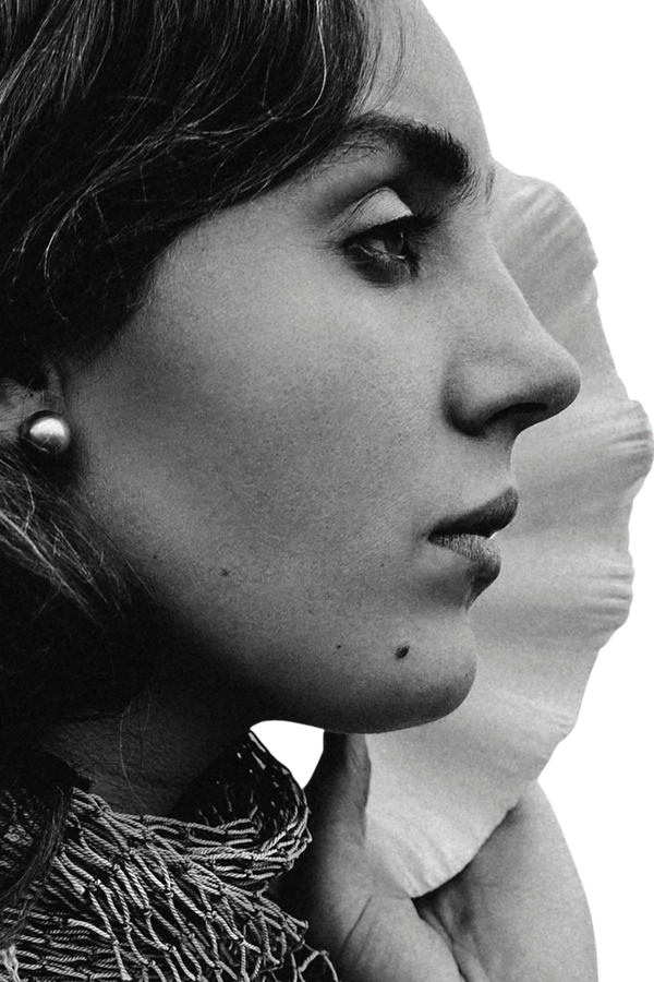 Elise Boulanger - BnW Profile Shell