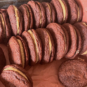 chocolate mascarpone sandwich cookies