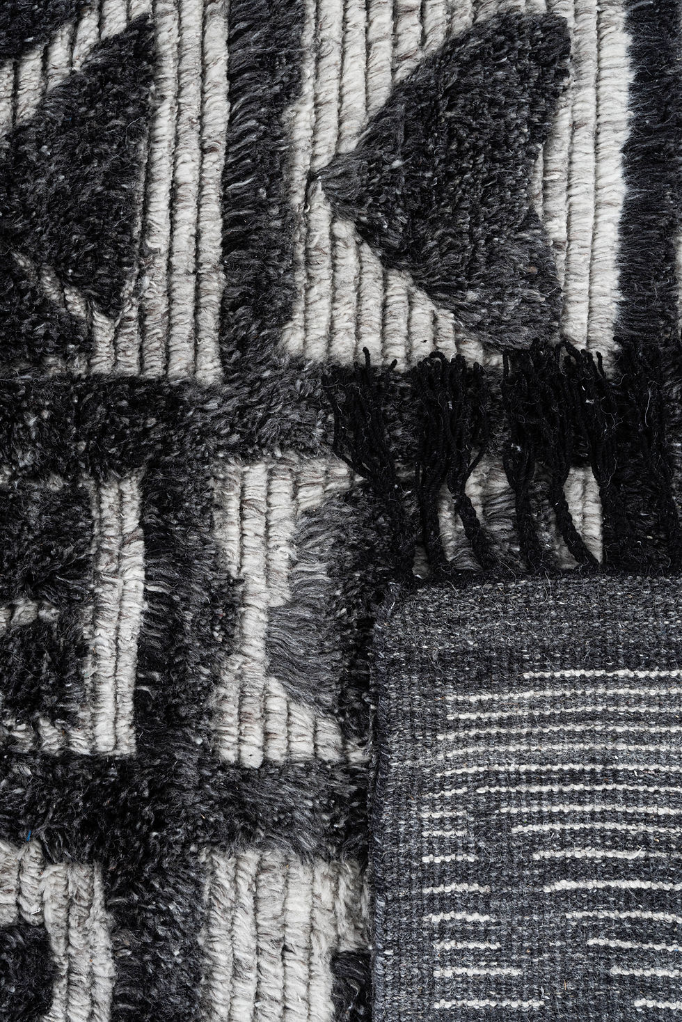 Thumbnail: EARTH ADELA