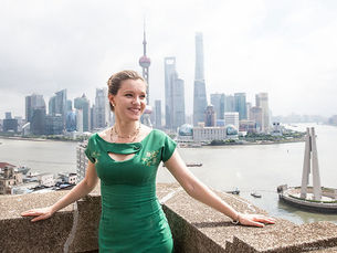 Elyse Ribbons Brings Tea, Tradition & Connection to the Legacy Gala