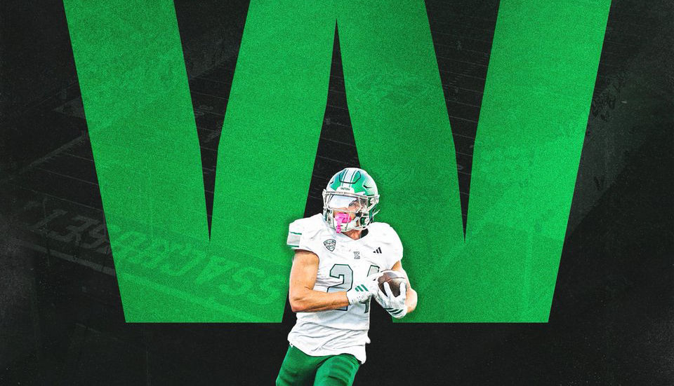 Eastern Michigan Rolls Past UMass 38-14, Opens MAC Play 2-0