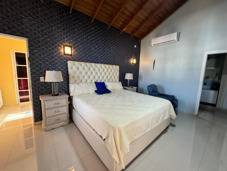 Casa Las Caobas
