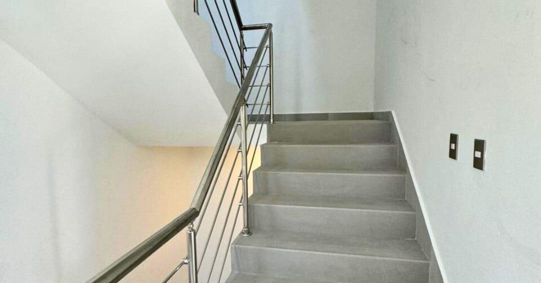 Apartamento con Rooftop
Ubicado en una de las mejores y más seguras urbanizaciones de Puerto Plata.