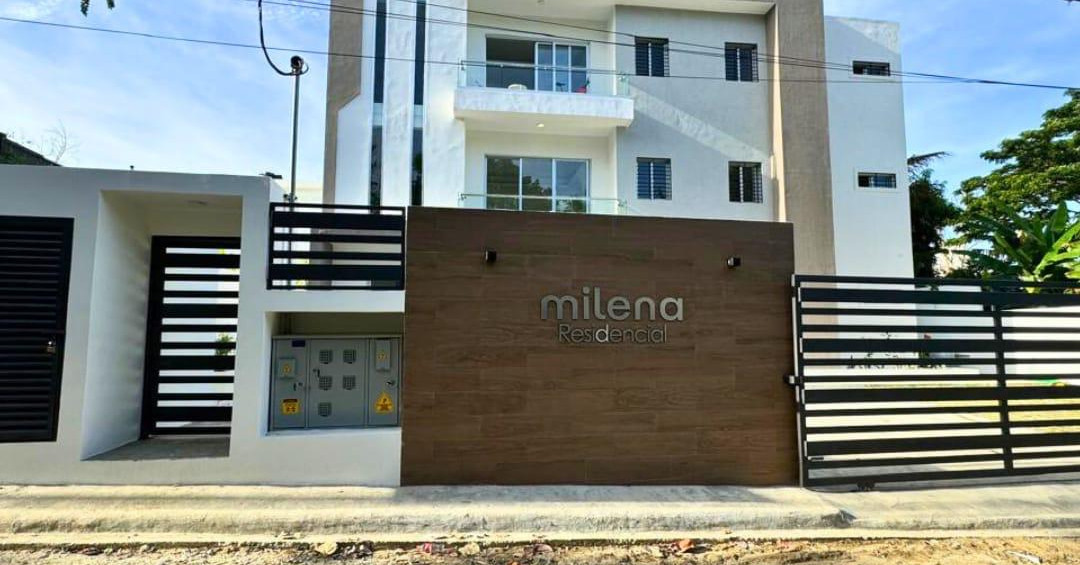 Apartamento con Rooftop
Ubicado en una de las mejores y más seguras urbanizaciones de Puerto Plata.