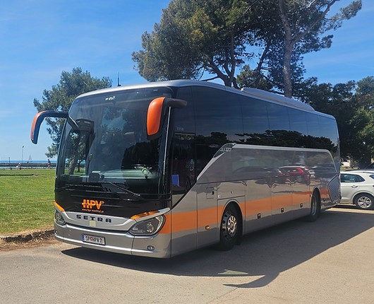 bus_02.jpg