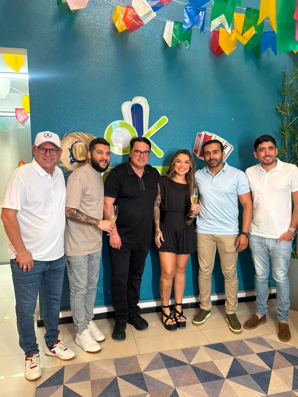 Liene Show assina com a OK Promo e inicia nova fase na carreira artística