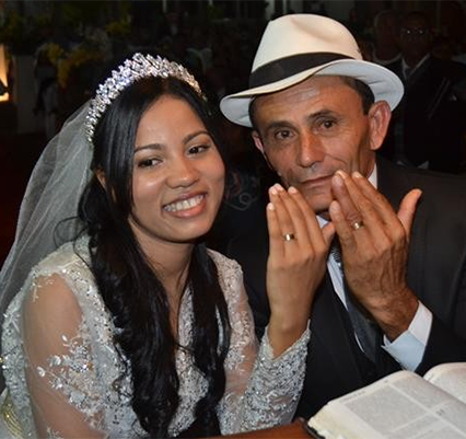 Stefhany Absoluta é acusada de dar golpe no marido