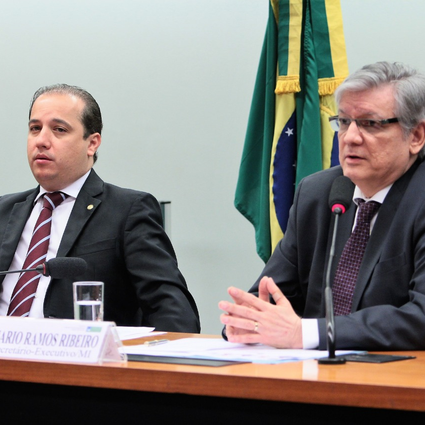 Valadares Filho: desenvolvimento regional significa melhor qualidade de vida e redução das desiguald