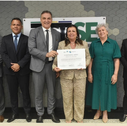 TCE/SE recebe certificado de garantia de qualidade em novo ciclo do MMD-TC