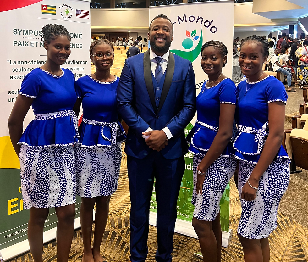 Thompson with participants at the Symposium on Non-Violence, Togo, West Africa.