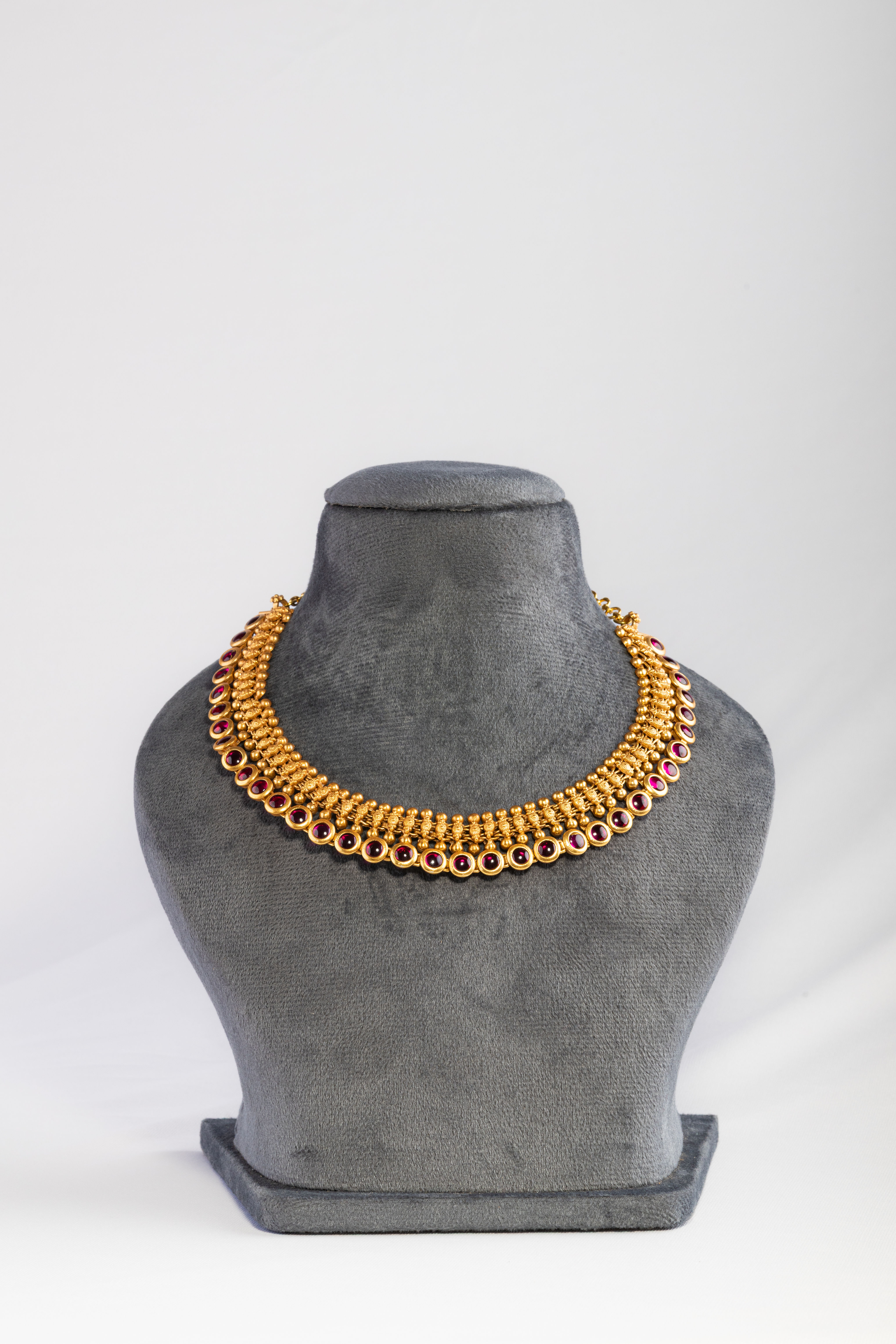 Gold Temple Necklace Set with Red Kemp Stone Border