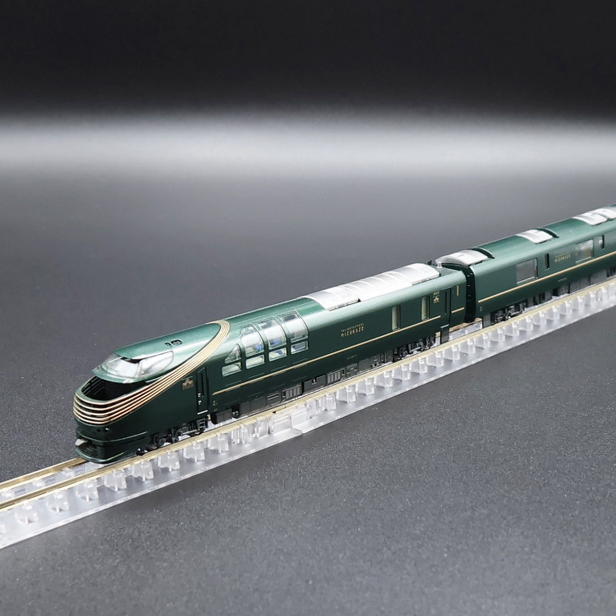 Kato 10-1570 - Cruise Train 'Twilight Express Mizukaze' (10-Car Set)